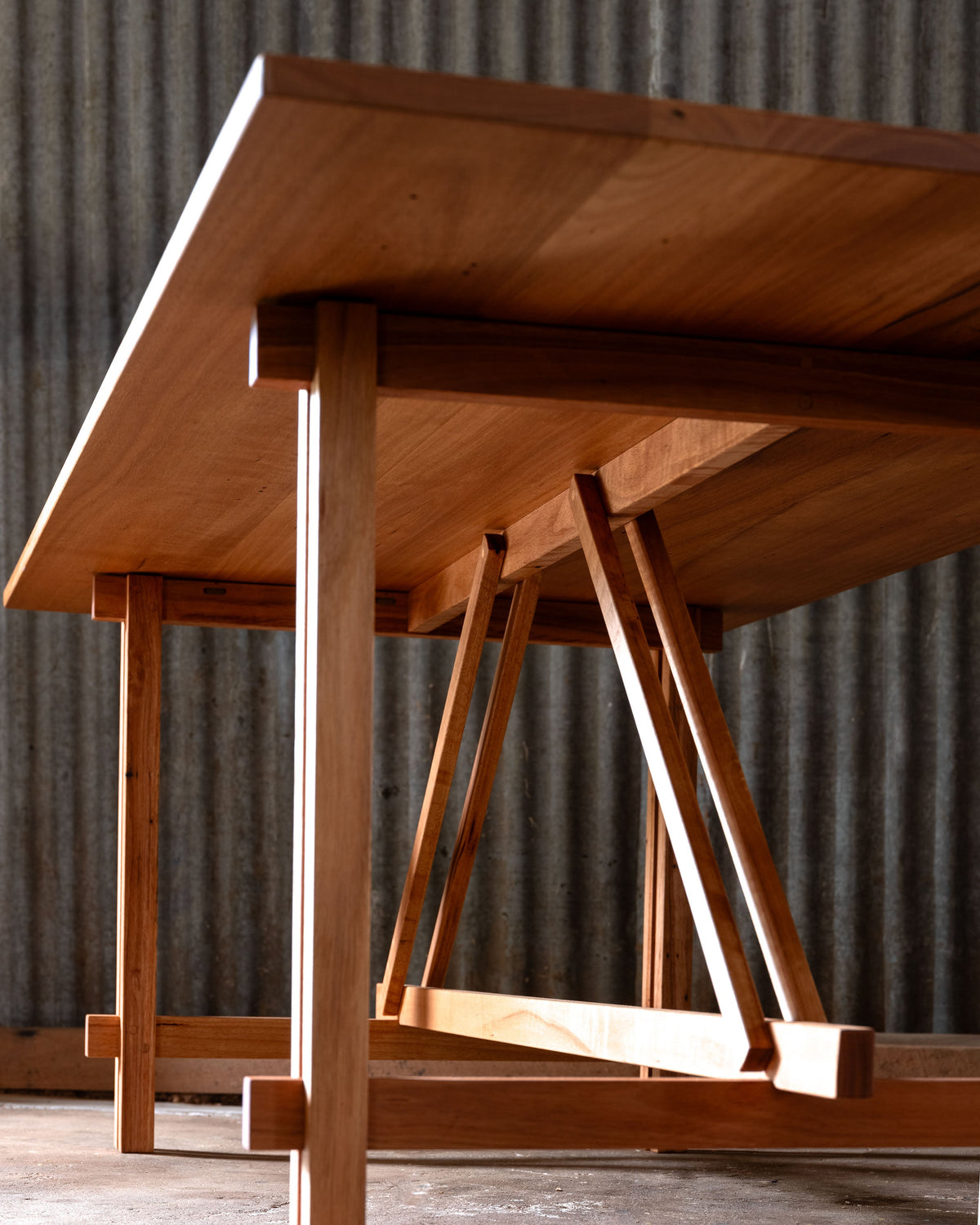 Orpington Table